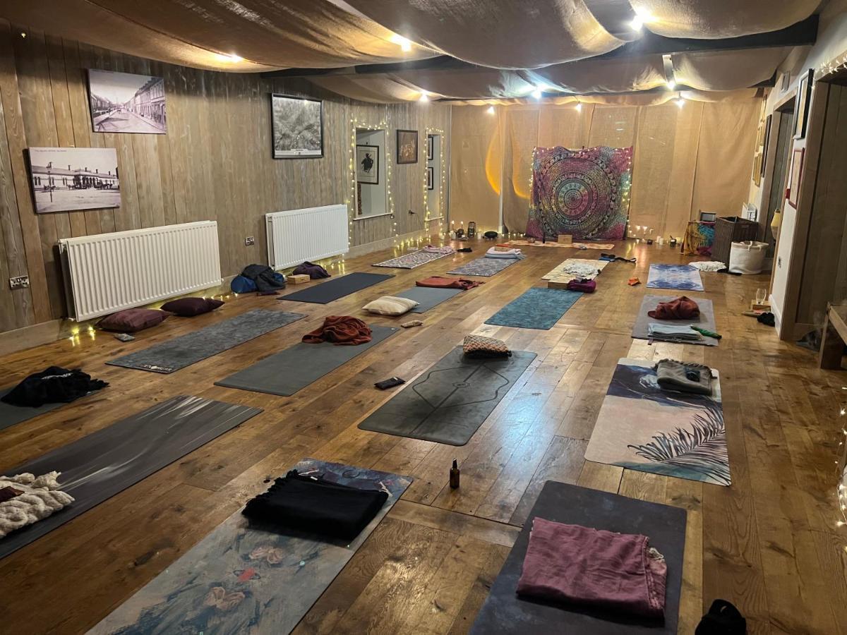 Flax Mill Yoga Retreat Villa Coleraine Exteriör bild