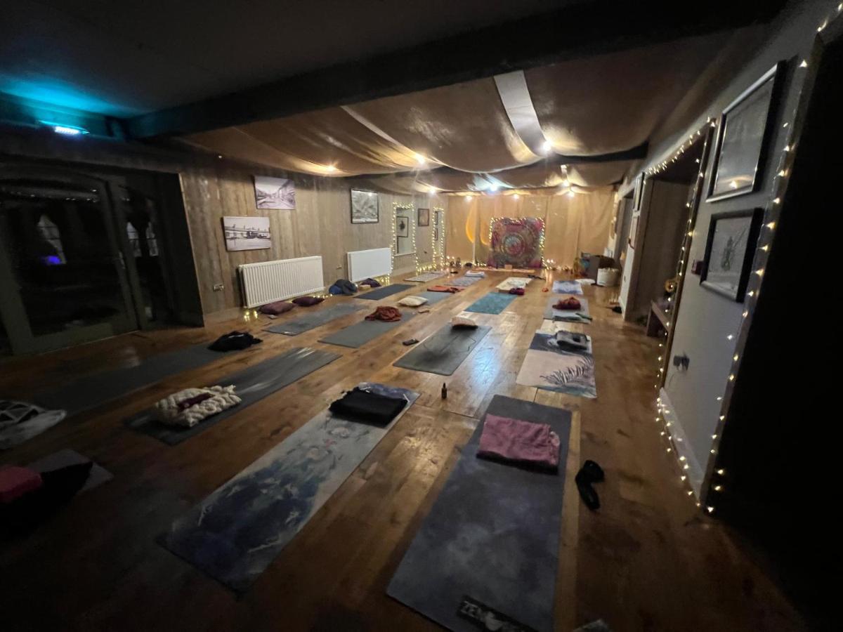 Flax Mill Yoga Retreat Villa Coleraine Exteriör bild